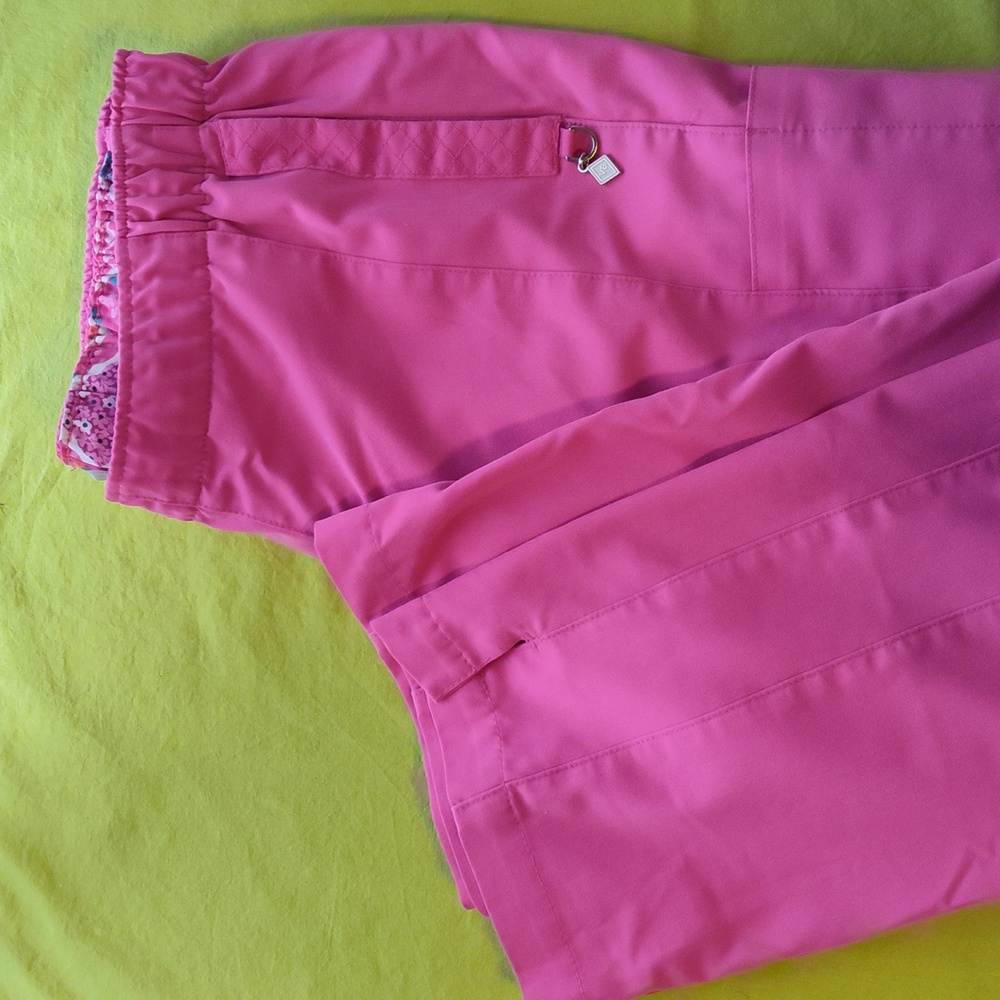 Vera Bradley Pink Modern Medley Scrub Pants